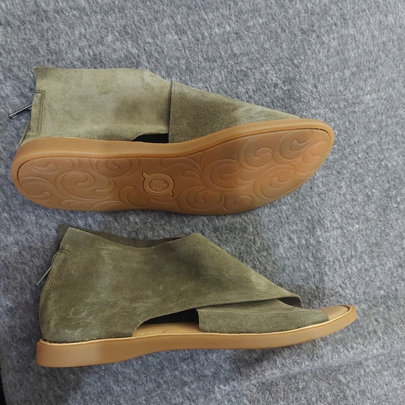 Born iwa sandal size 7 green - Picture 2 of 8